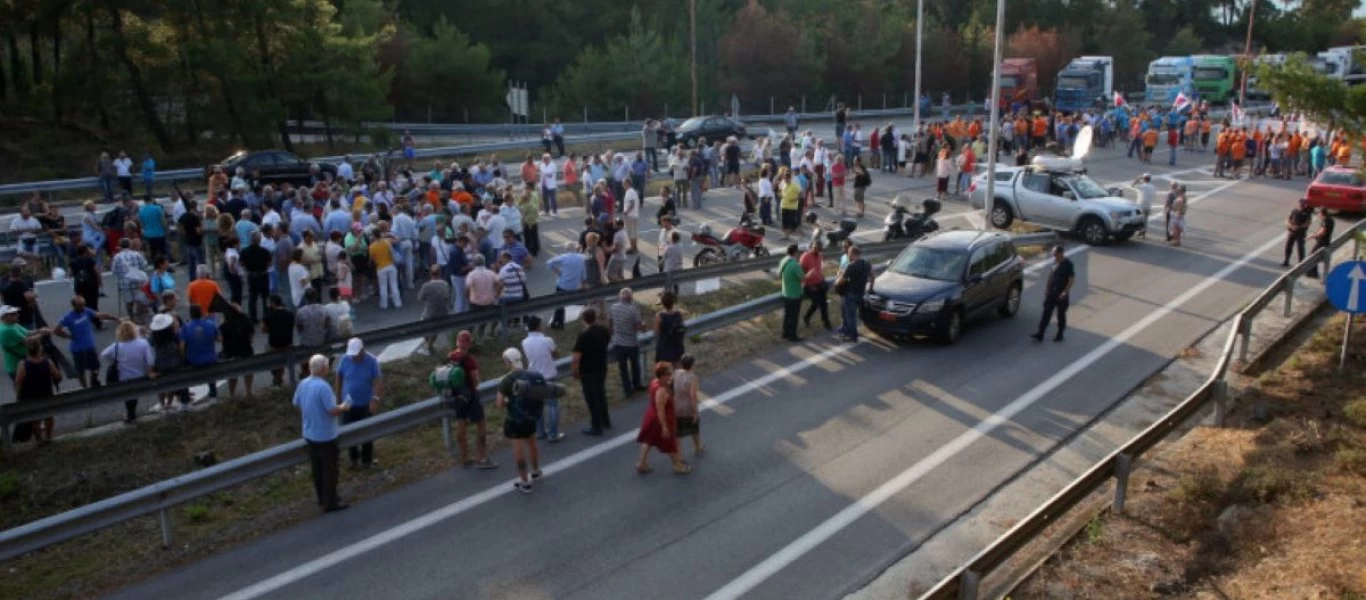 Δήμος Πατρέων: Προχωράει στον αποκλεισμό της εθνικής οδού Πατρών - Πύργου